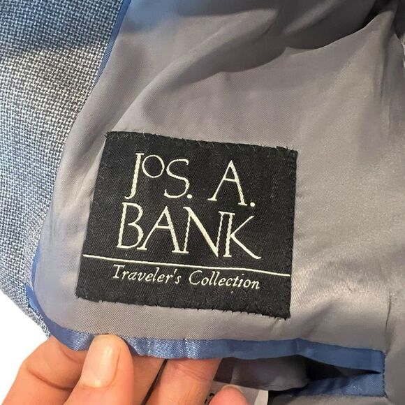 Jos. A. Bank grey 100% wool blazer. Size 42R - Picture 6 of 11